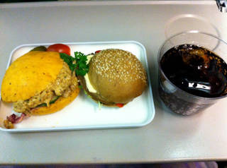 klia10_02.jpg